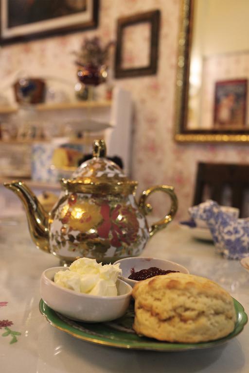 The London Tearoom Чиангмай Экстерьер фото