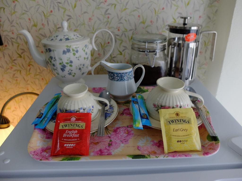 The London Tearoom Чиангмай Экстерьер фото